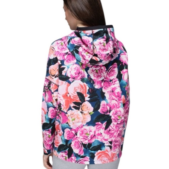 RARE Lululemon Hold Your Om Hoodie Secret Garden Floral - Picture 2 of 15